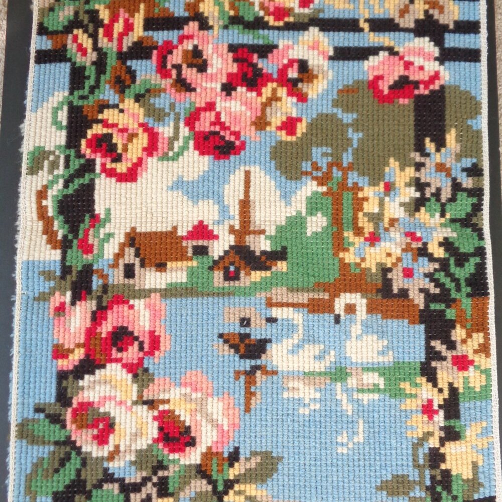 Vintage Handmade Shillcraft Latch Hook Rug Completed Springtime Roses Swans - Picture 9 of 11